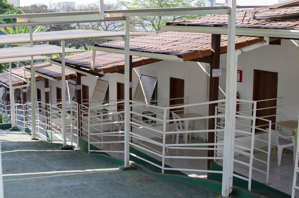 Hotel Nuar Betim Rum bild